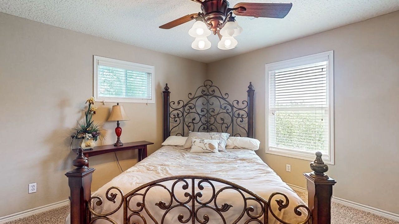 Photo of Bedroom in Brazoria