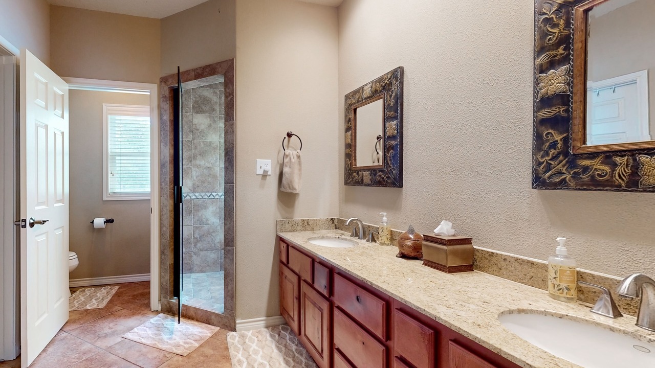 Photo of Bathroom in Brazoria