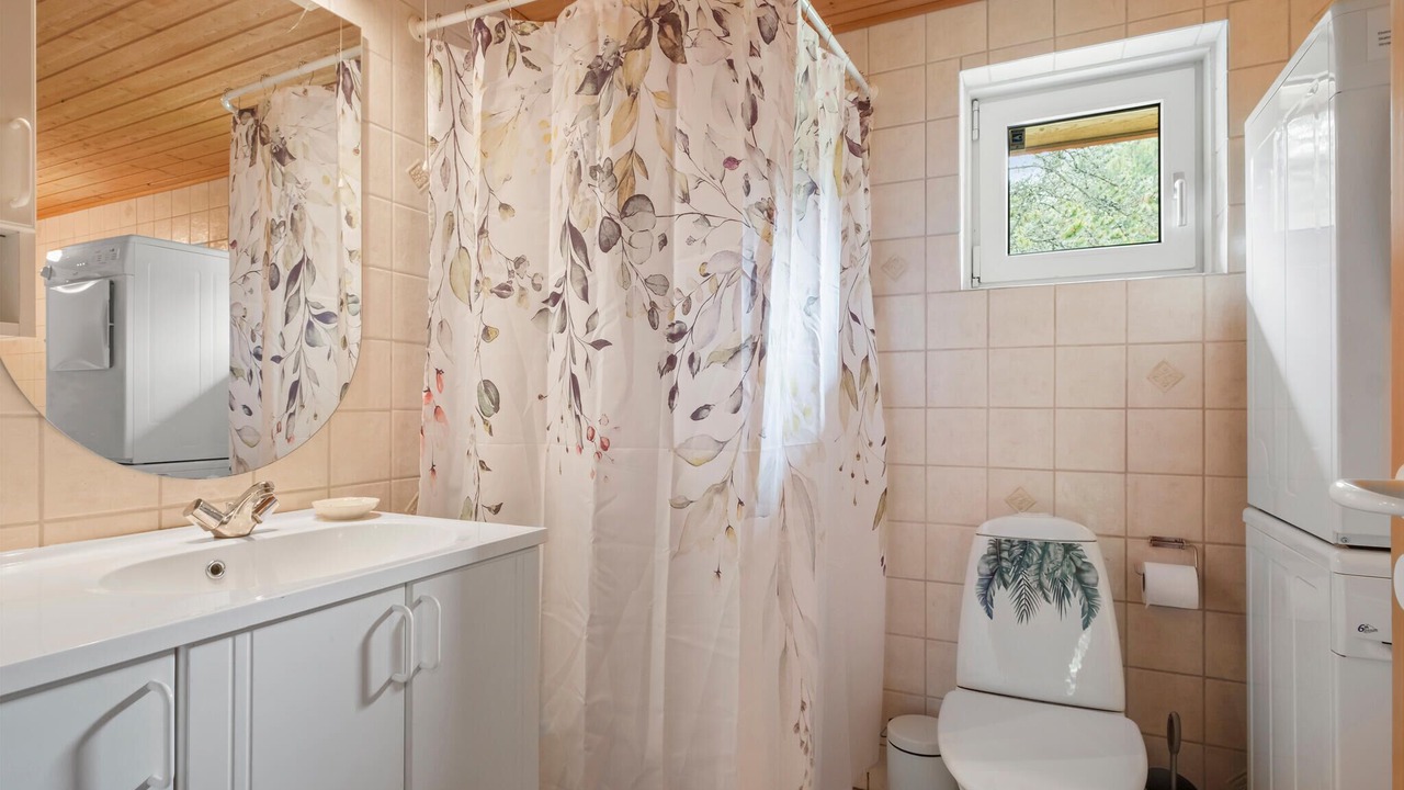 Photo of Bathroom in Brovst