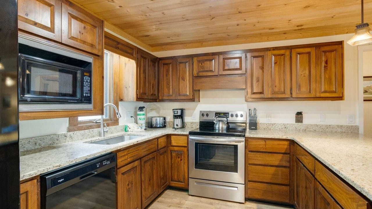 Photo of Bedroom in Beech Mountain