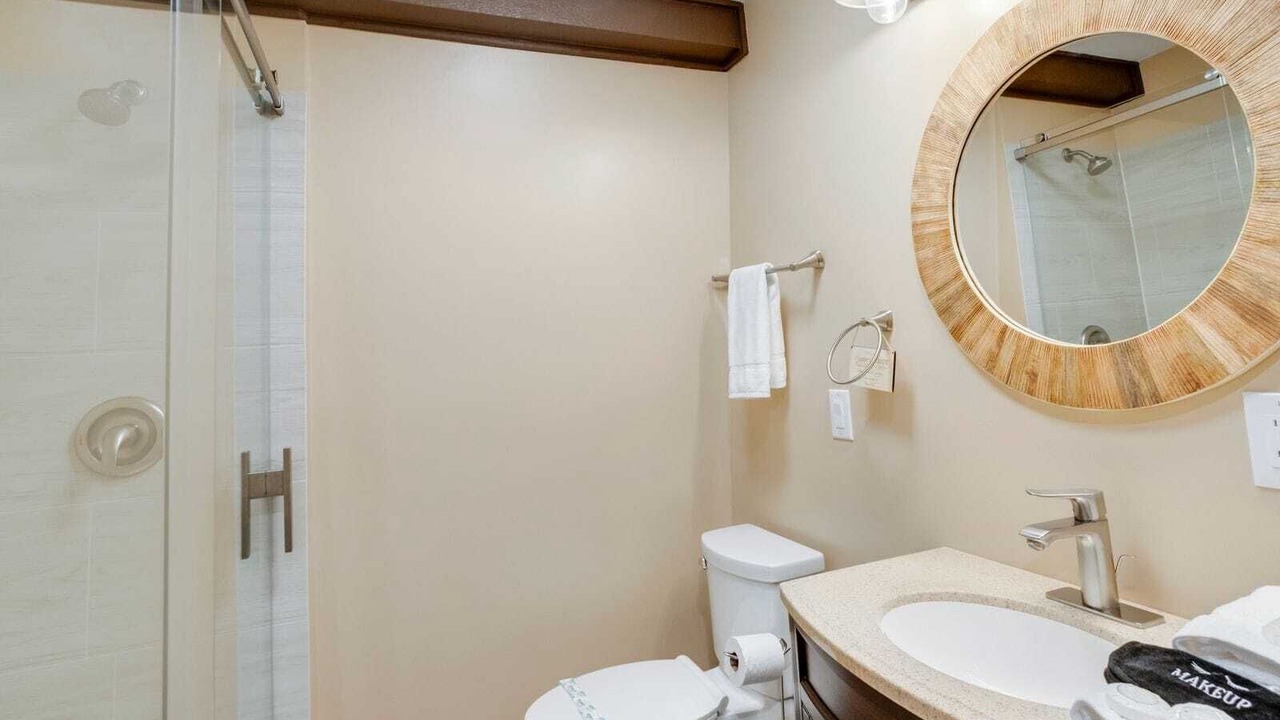 Photo of Bathroom in Beech Mountain