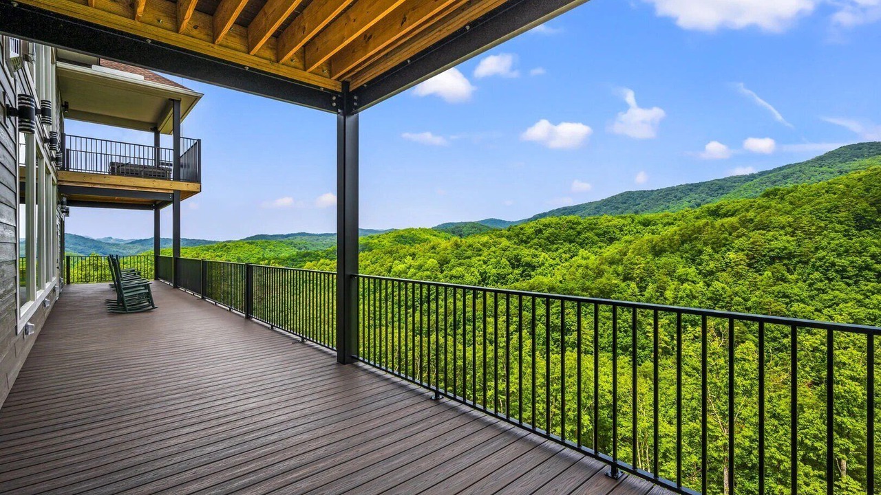 Photo of Patio Balcony in Sevierville