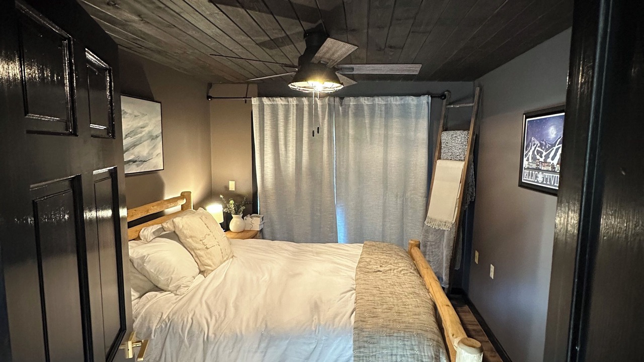 Photo of Bedroom in Great Valley