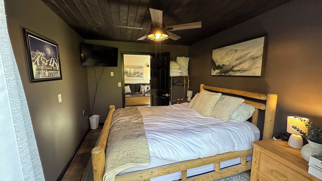 Photo of Bedroom in Great Valley