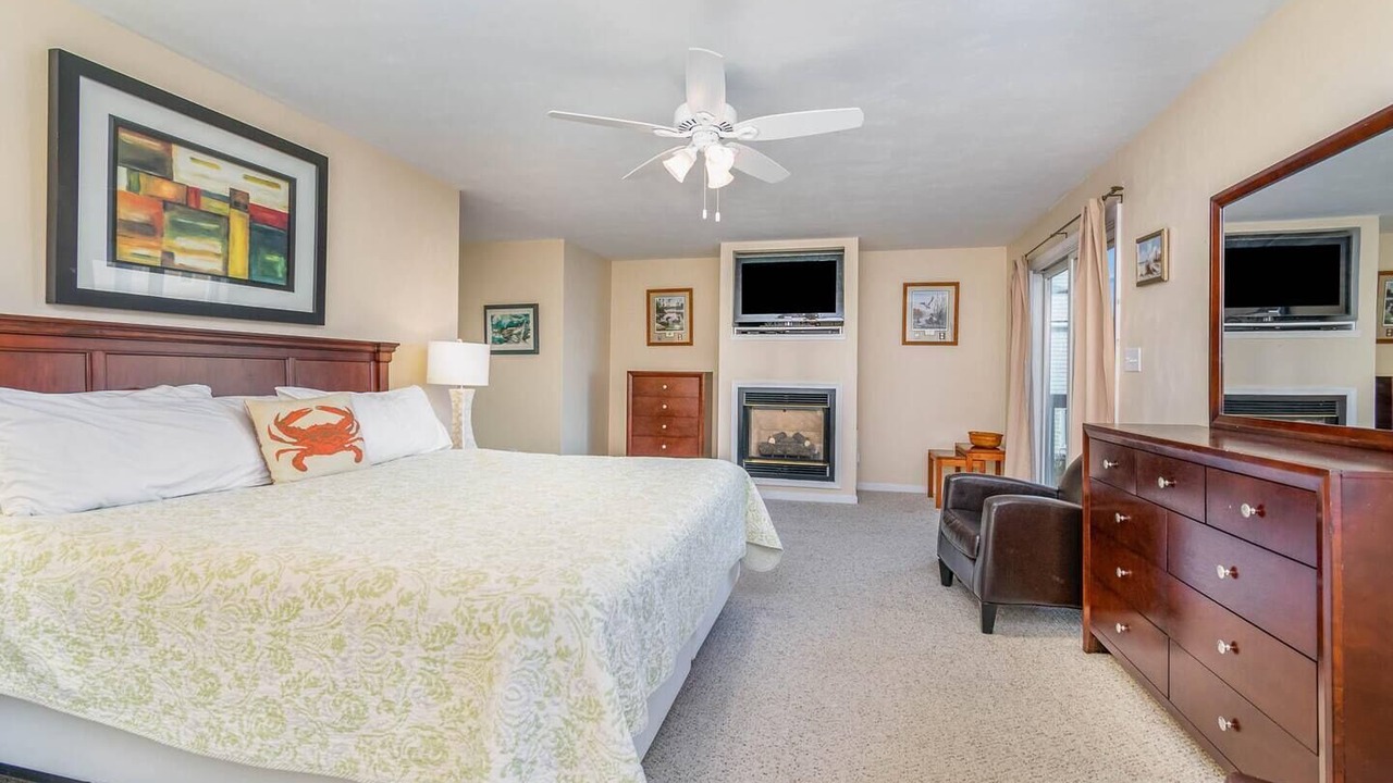 Photo of Bedroom in Croatan Beach