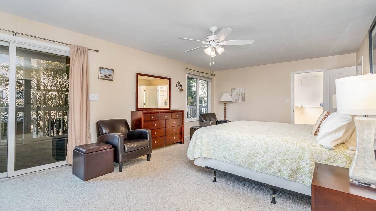 Photo of Bedroom in Croatan Beach