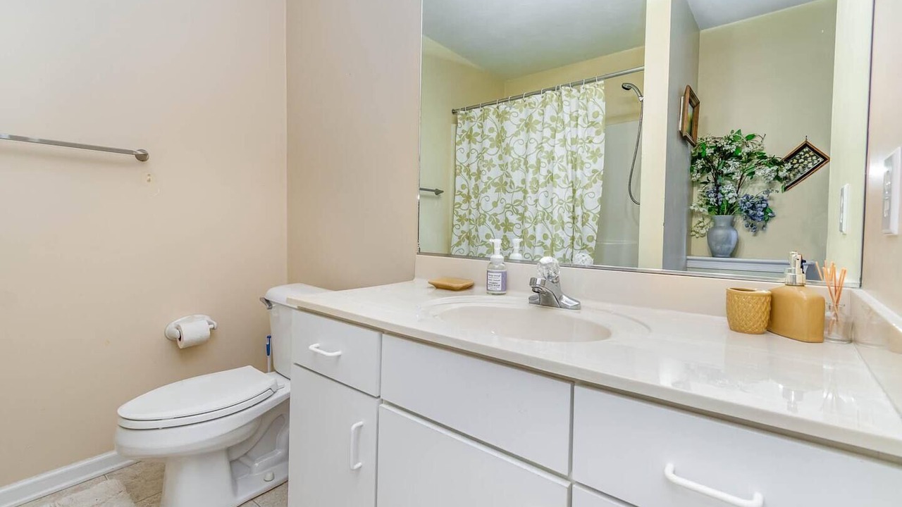 Photo of Bathroom in Croatan Beach
