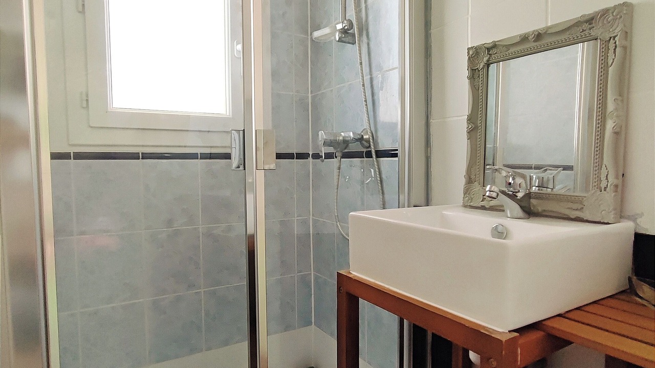 Photo of Bathroom in Ouistreham