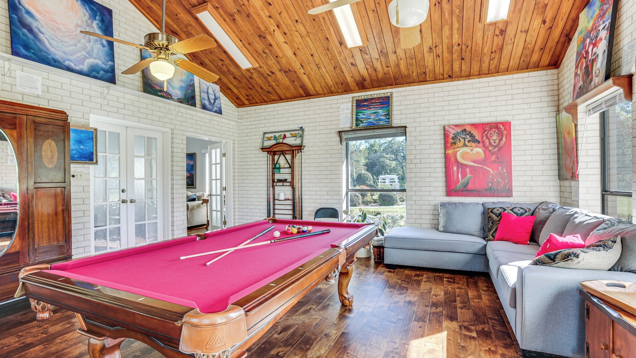 Photo of Bedroom in Madisonville
