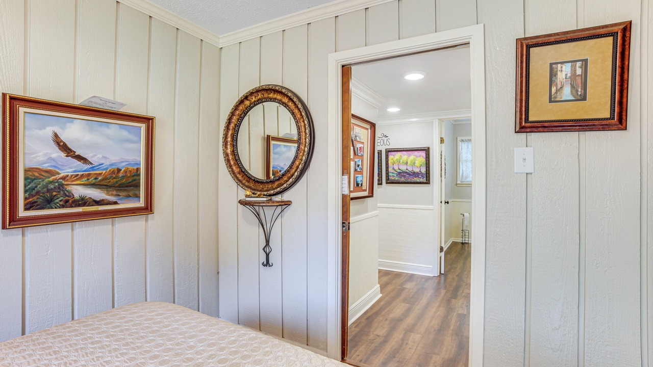 Photo of Bedroom in Madisonville