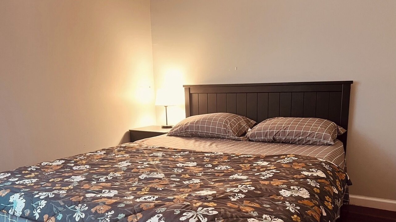 Photo of Bedroom in Elmont