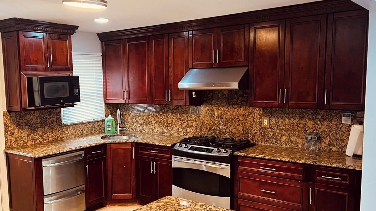 Photo of Kitchen in Elmont