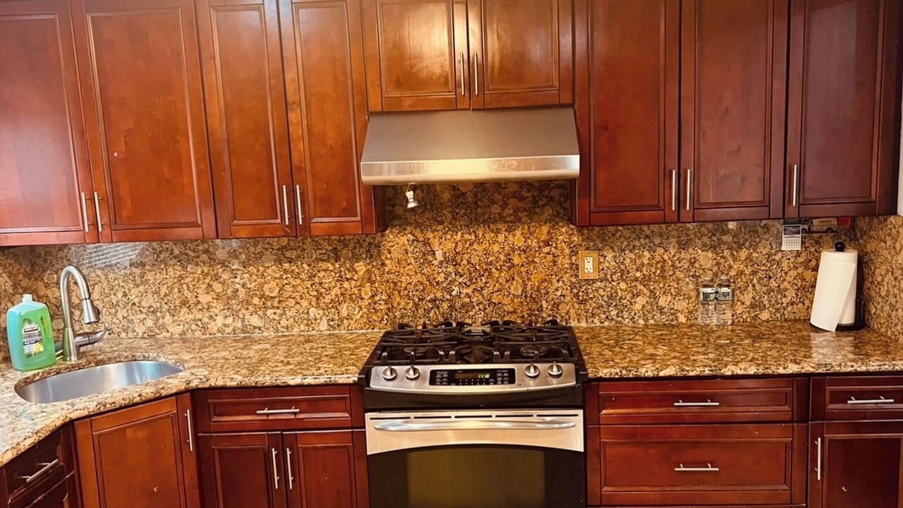 Photo of Kitchen in Elmont