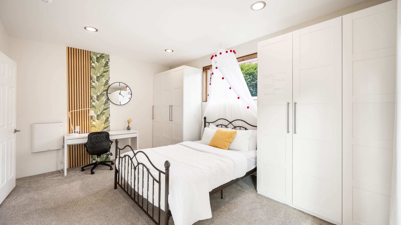 Photo of Bedroom in Inglewood-Finn Hill
