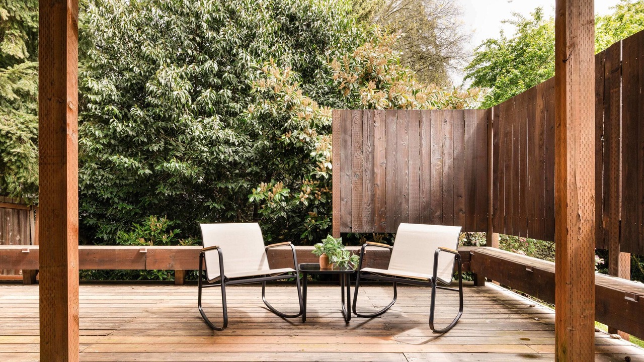 Photo of Outdoor in Inglewood-Finn Hill
