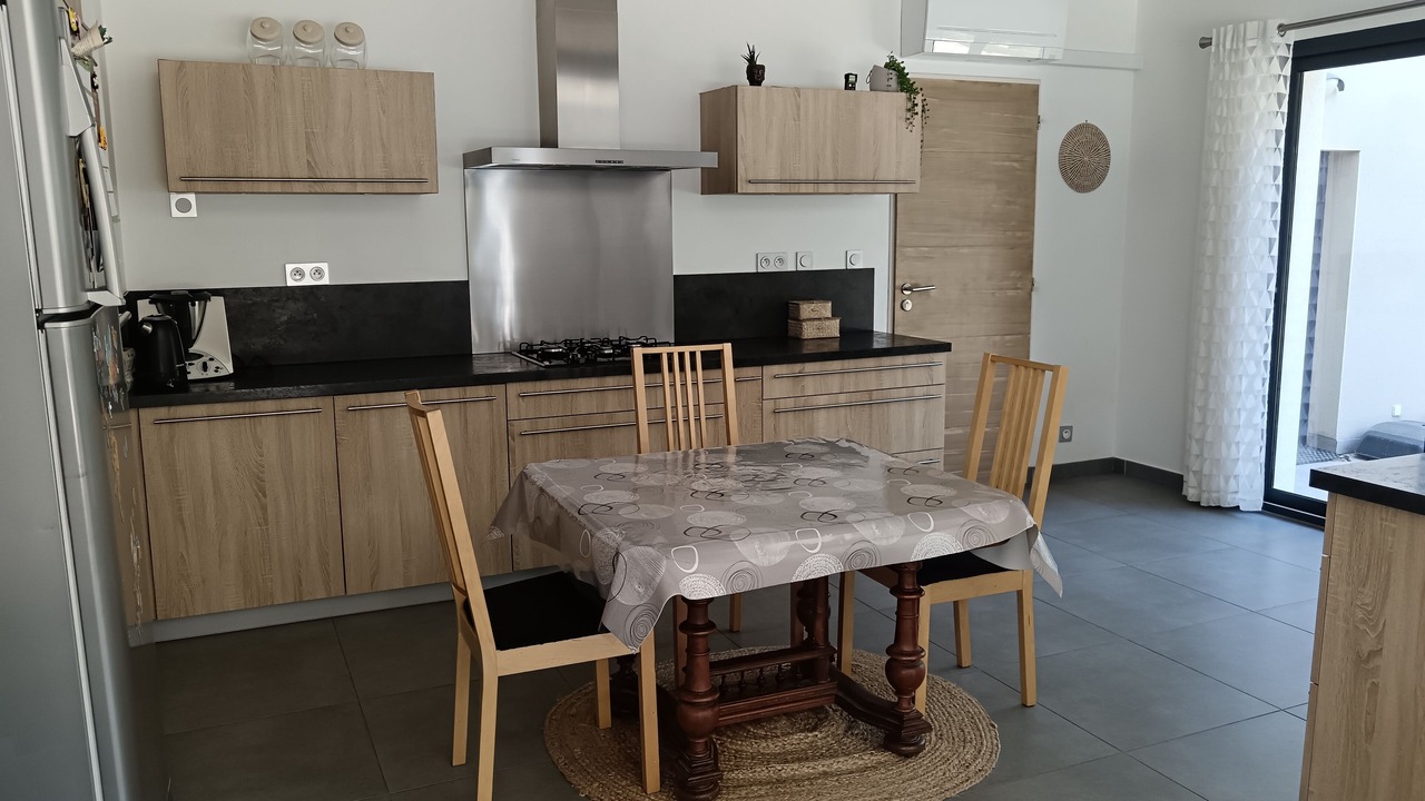Photo of Kitchen in Suze-la-Rousse