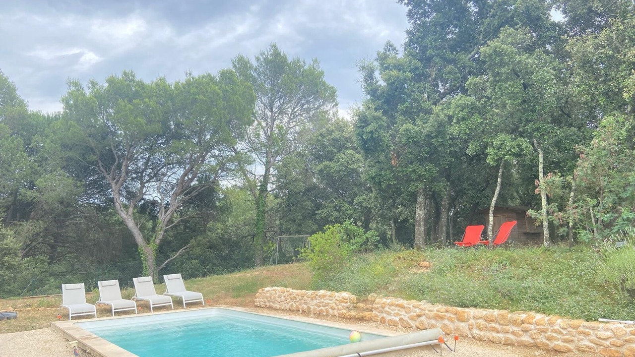 Photo of Outdoor in Suze-la-Rousse