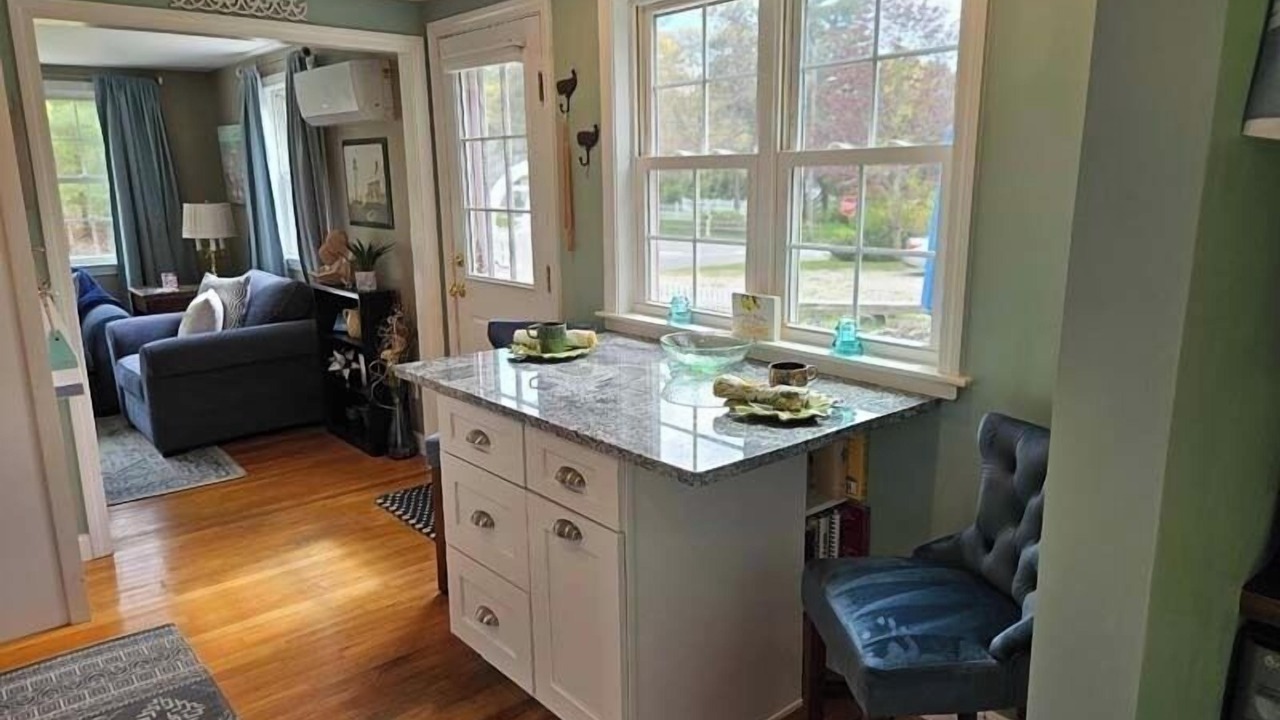 Photo of Livingroom in Cotuit