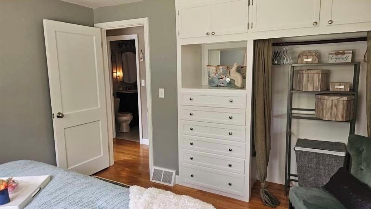 Photo of Bedroom in Cotuit