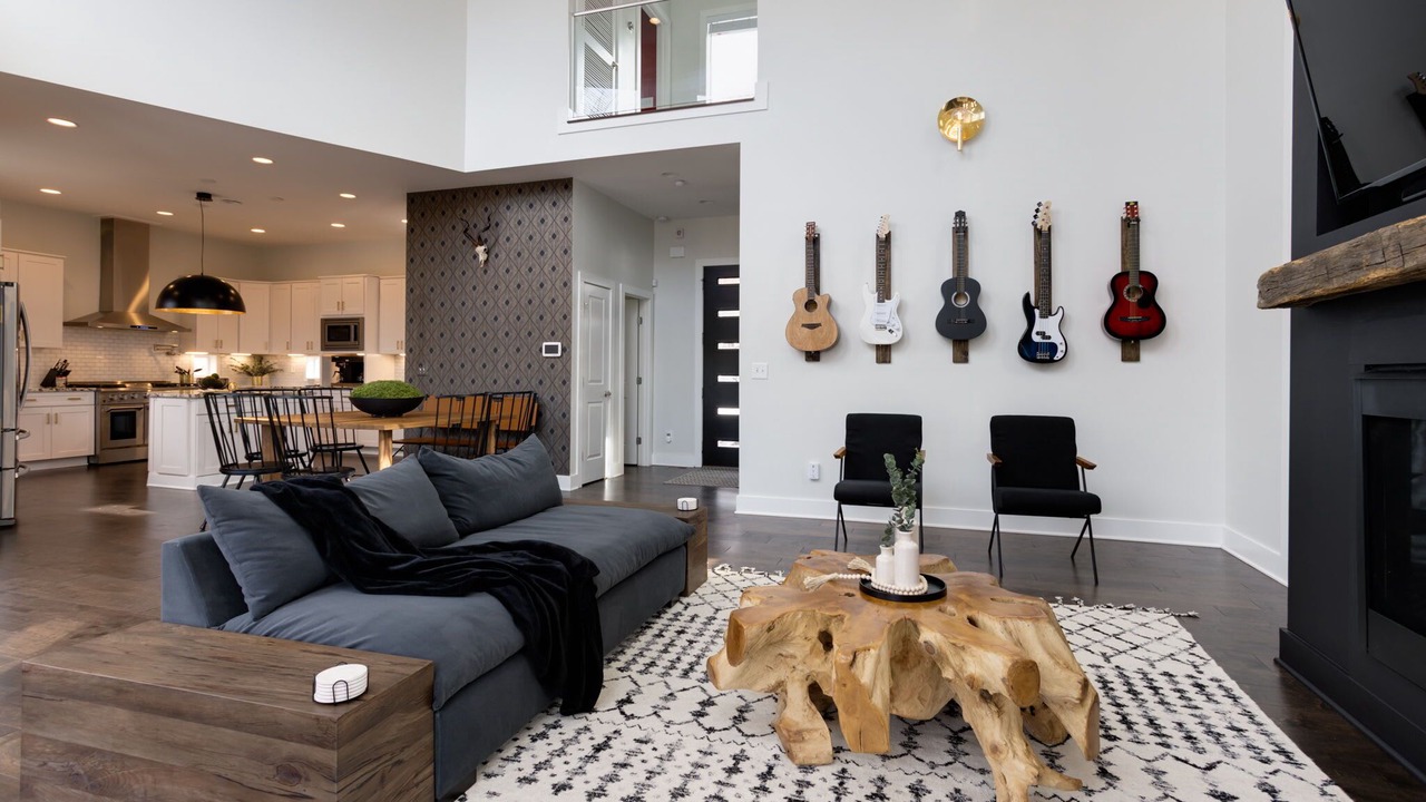 Photo of Livingroom in Shelby Hills