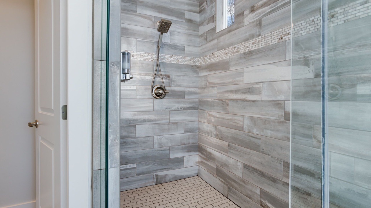 Photo of Bathroom in Shelby Hills