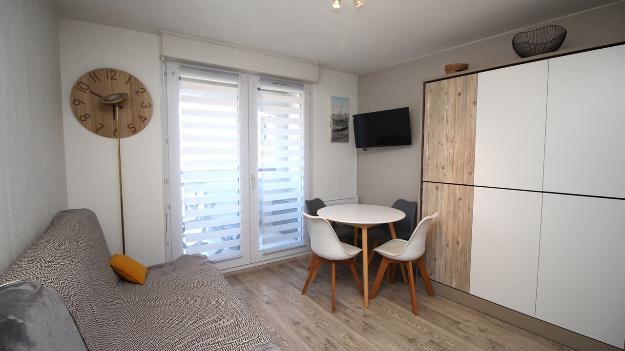 Photo of Livingroom in Le Port