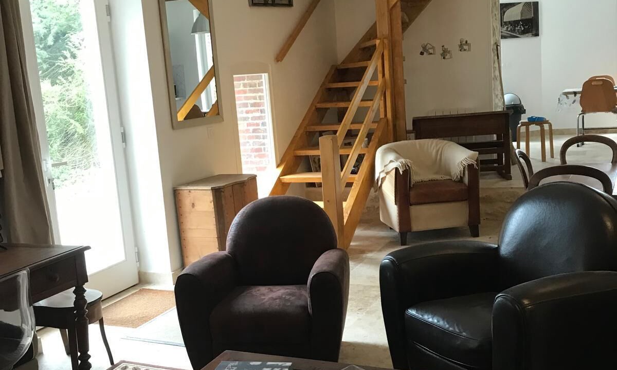 Photo of Others in Urzy