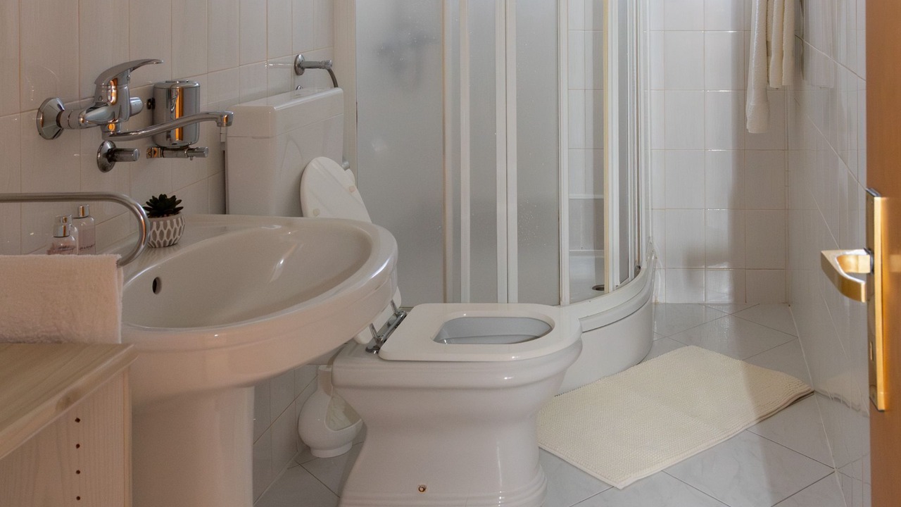 Photo of Bathroom in Blato
