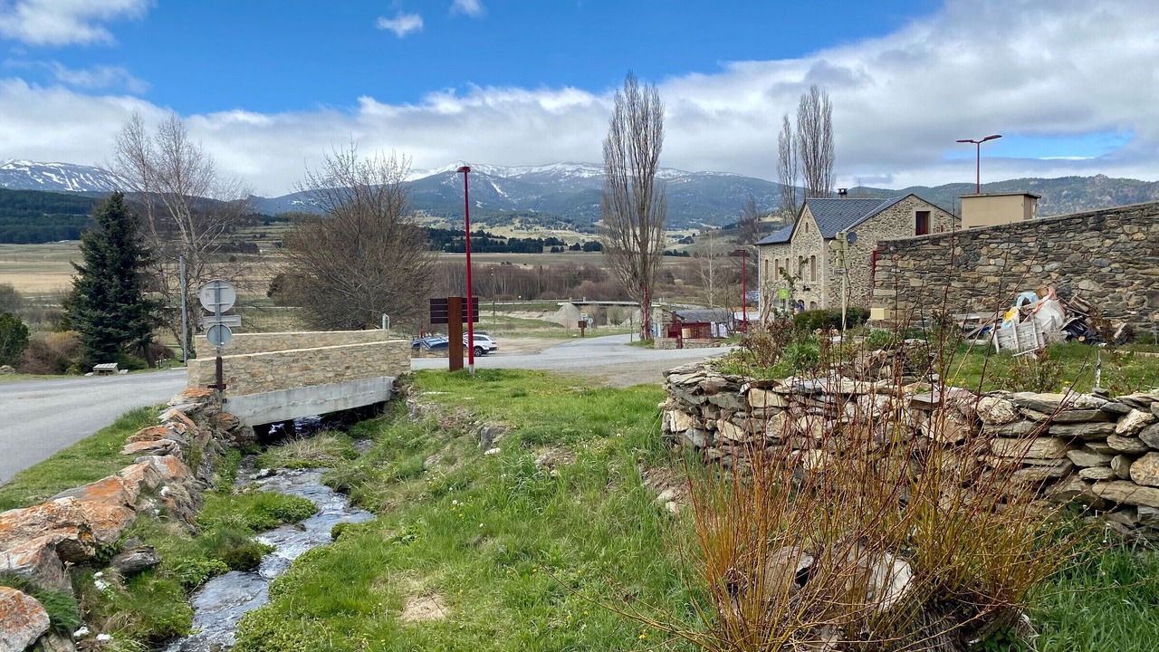 Photo of Outdoor in Real