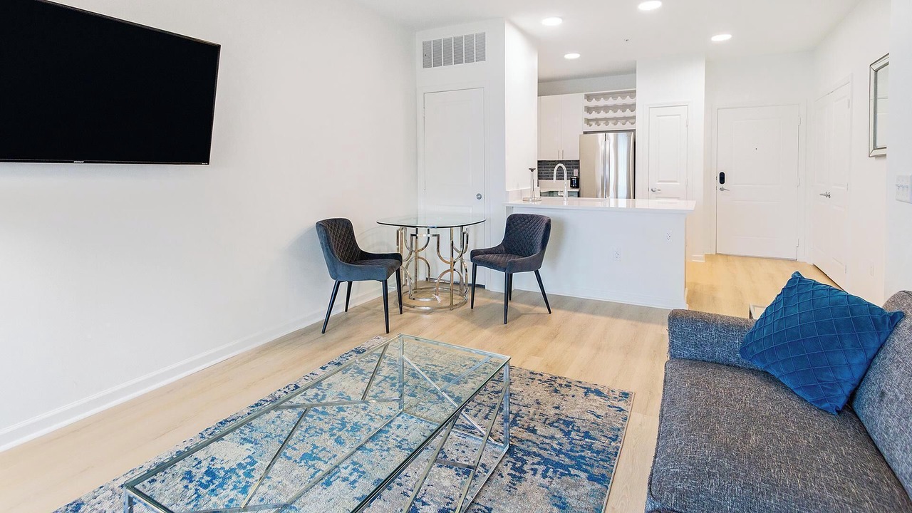 Photo of Livingroom in Eden