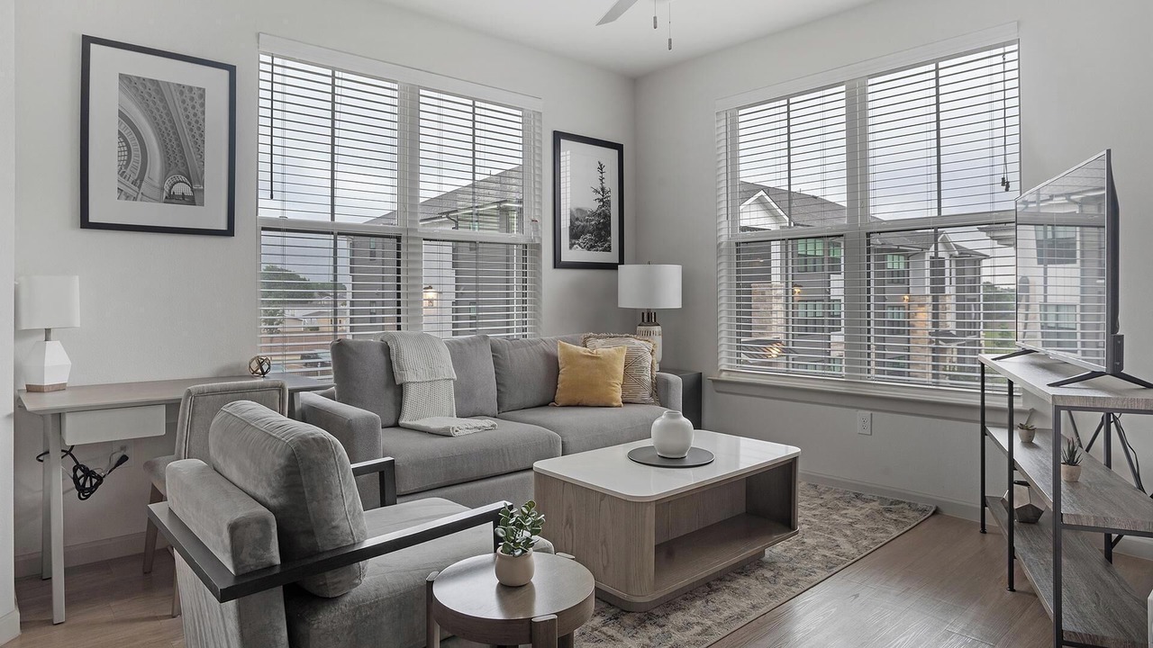 Photo of Livingroom in Pflugerville