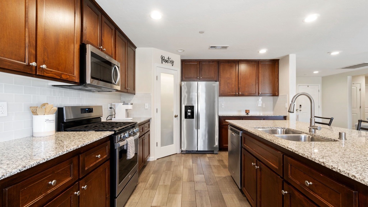 Photo of Kitchen in Hanford