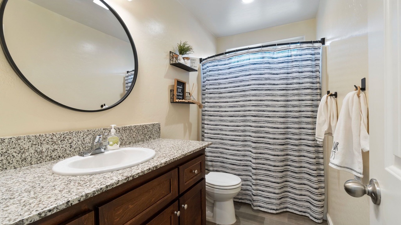 Photo of Bathroom in Hanford