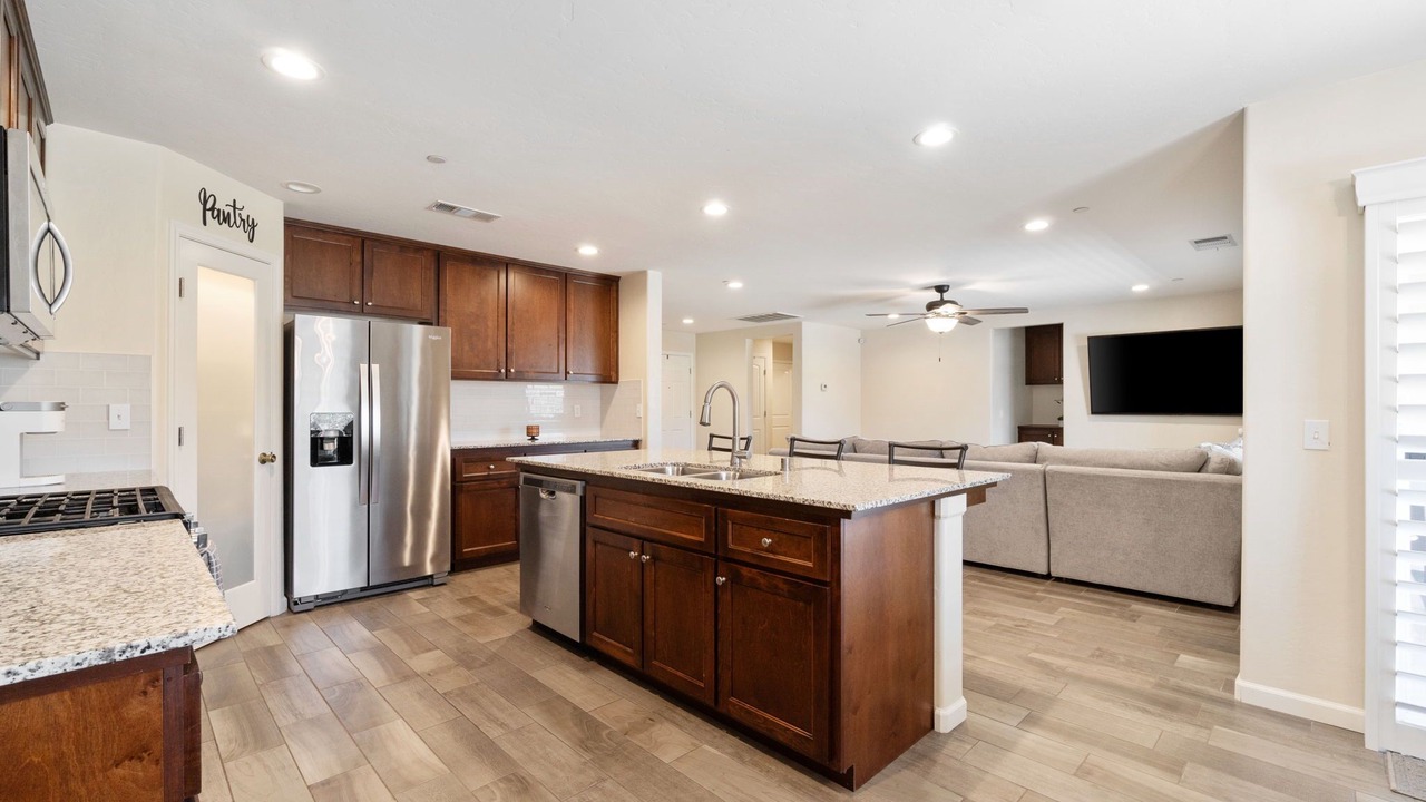 Photo of Kitchen in Hanford