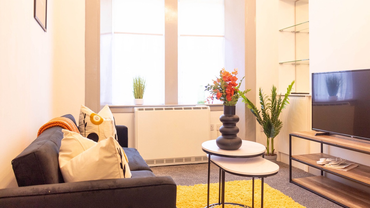 Photo of Livingroom in Dumbarton