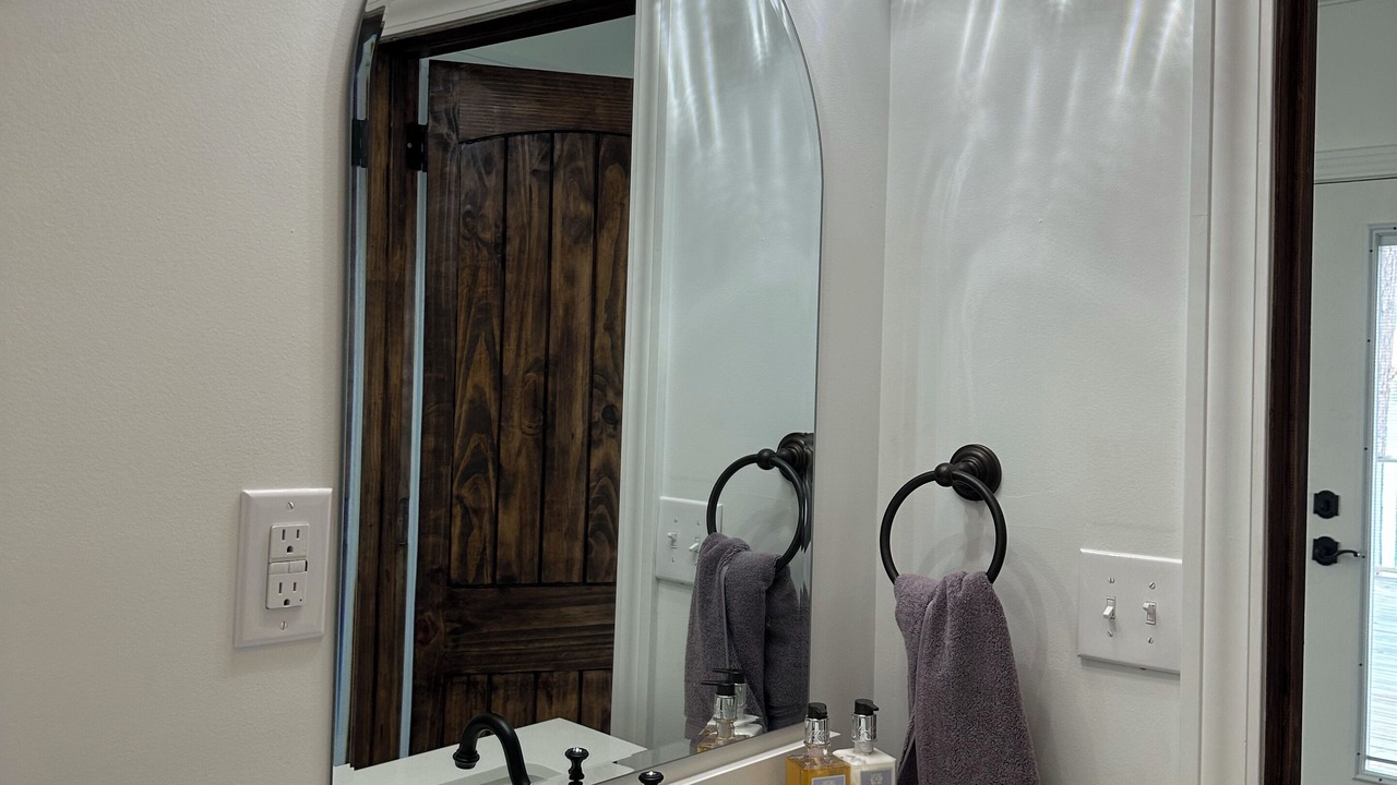 Photo of Bathroom in Jay