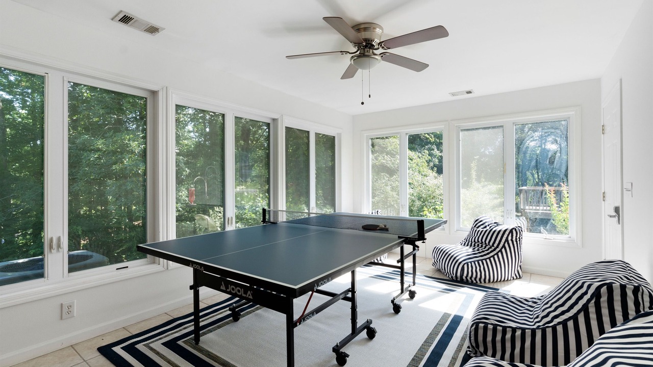 Photo of Others in Dallas