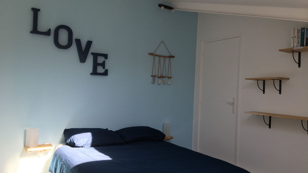 Photo of Bedroom in Serignan-du-Comtat