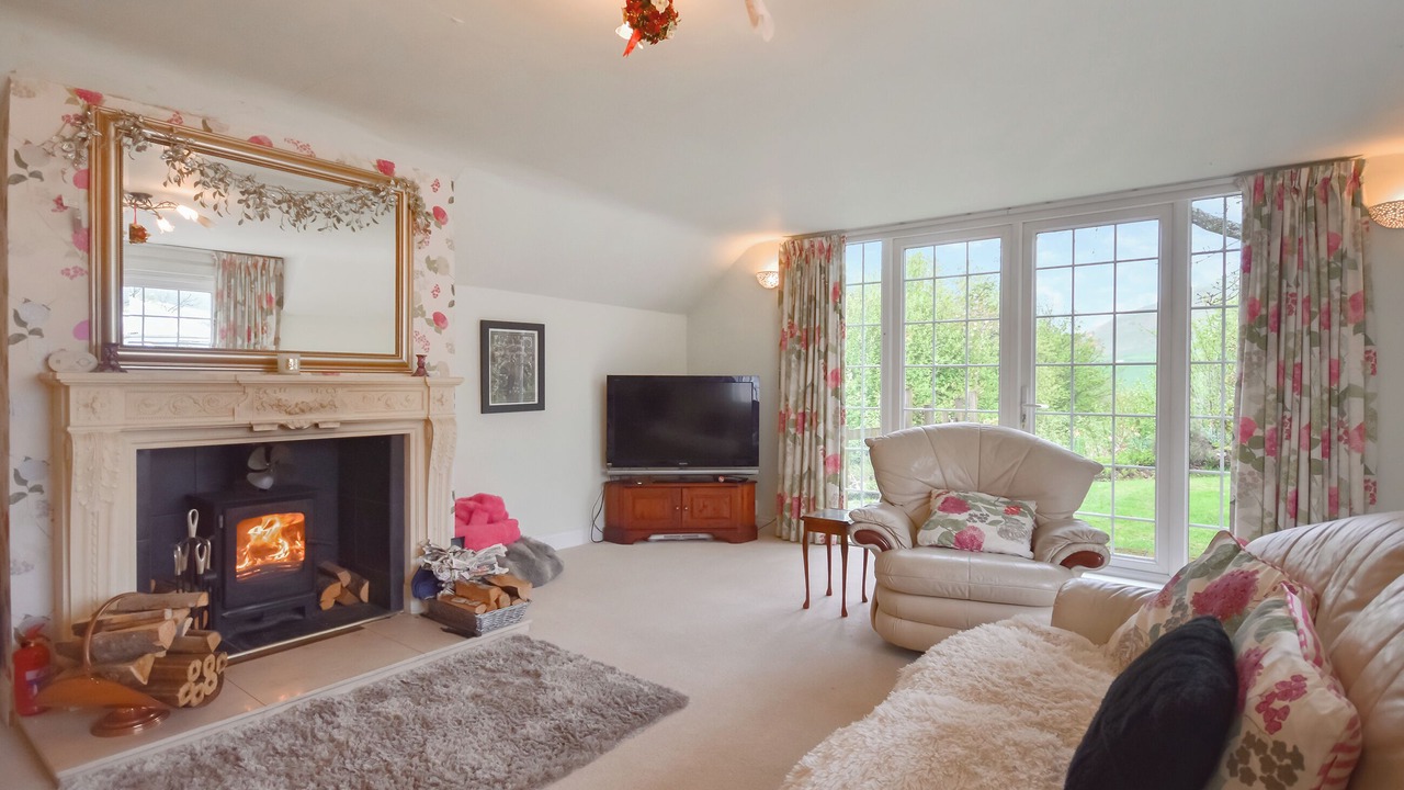 Photo of Others in Dollar