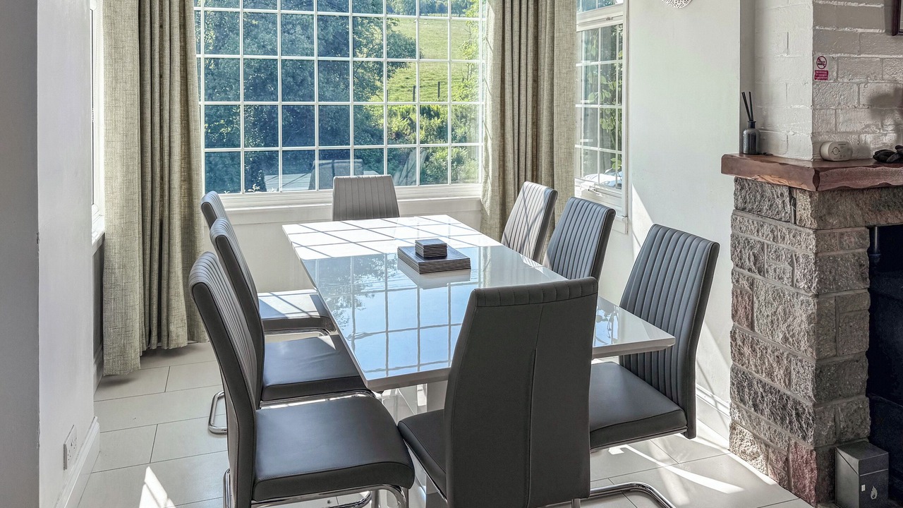 Photo of Others in Dollar