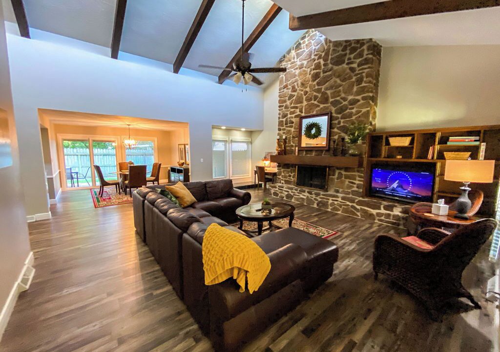 Photo of Livingroom in Monett