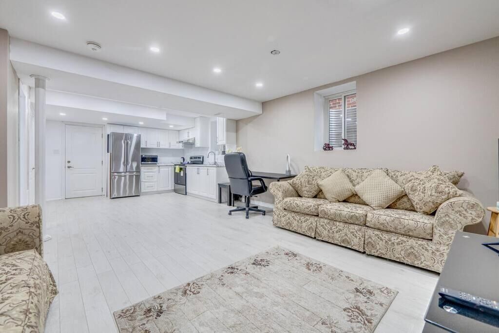Photo of Livingroom in Milton