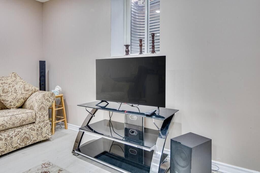 Photo of Livingroom in Milton