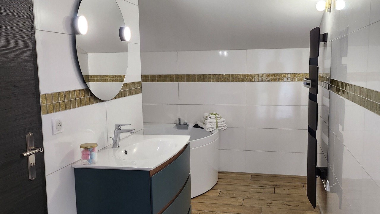 Photo of Bathroom in Maurens