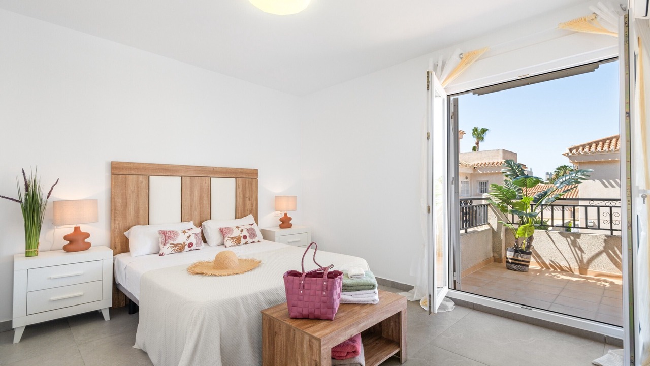 Photo of Bedroom in Playa Flamenca