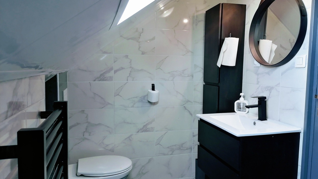 Photo of Bathroom in Coulommiers