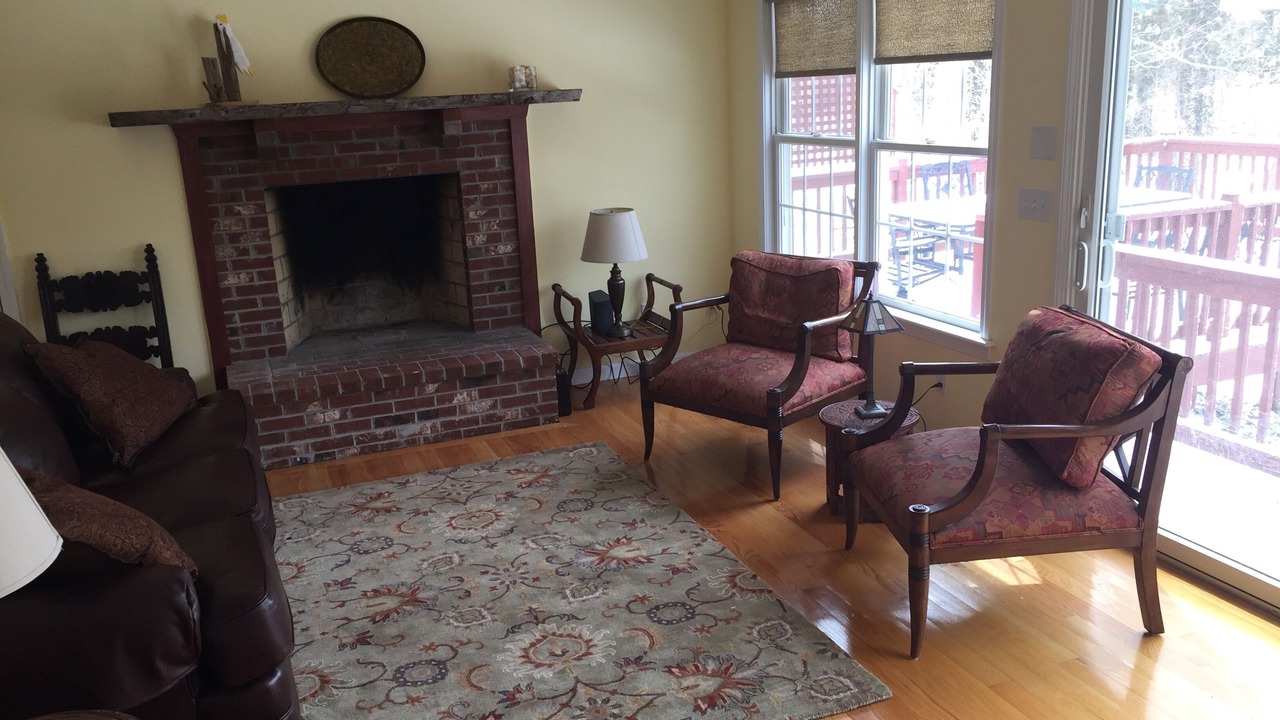 Photo of Livingroom in Woods Hole