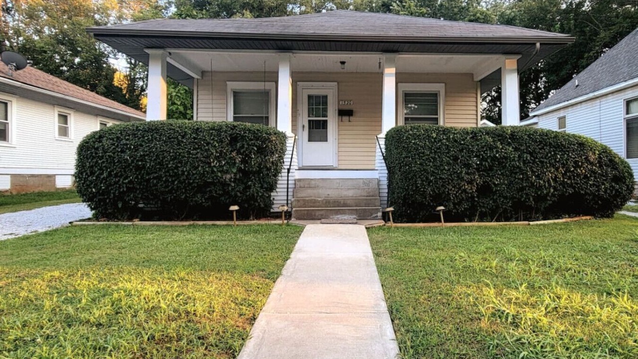 Photo of Outdoor in Walnut Street