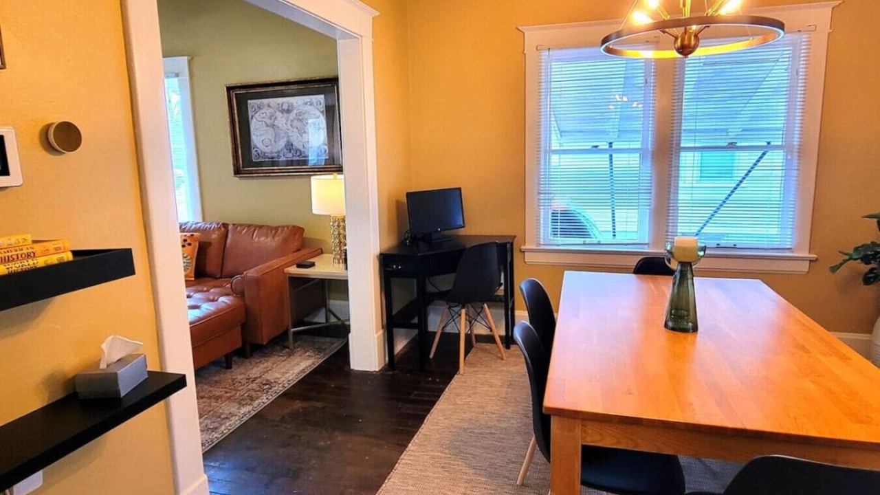 Photo of Others in Walnut Street