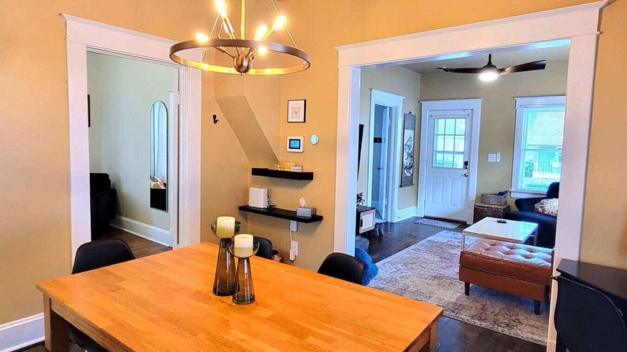 Photo of Others in Walnut Street